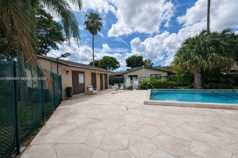 Villa ou maison à louer à Boca Raton, Floride: 2 chambres, 107.02 m2 № 2026786 - photo 8