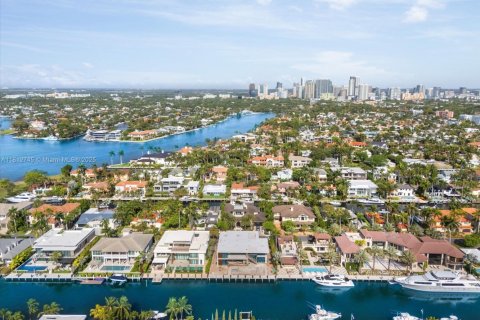 Купить виллу или дом в Форт-Лодердейл, Флорида 7 спален, 650.32м2, № 1772300 - фото 10