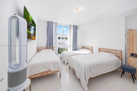 Condo in Doral, Florida, 1 bedroom  № 1949022 - photo 16