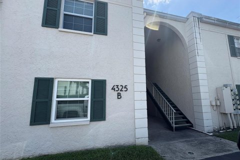 Condominio en alquiler en Tampa, Florida, 1 dormitorio, 70.61 m2 № 1903154 - foto 14