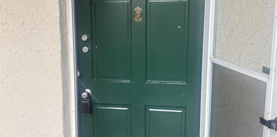 Condominio en Tampa, Florida, 1 dormitorio № 1903154