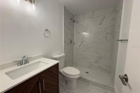 Condominio en alquiler en Tampa, Florida, 1 dormitorio, 70.61 m2 № 1903154 - foto 9