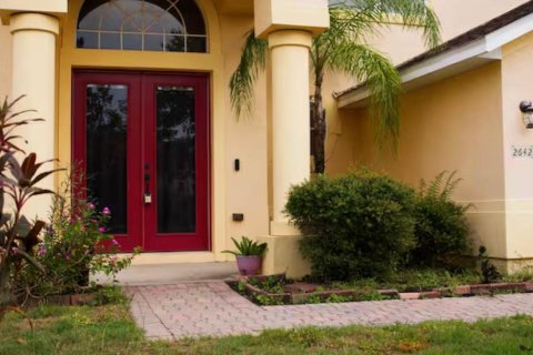 House in Kissimmee, Florida 4 bedrooms, 314.66 sq.m. № 2245516 - photo 2