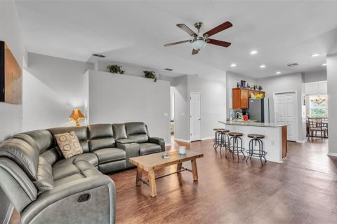 House in Winter Haven, Florida 4 bedrooms, 192.03 sq.m. № 1832823 - photo 25