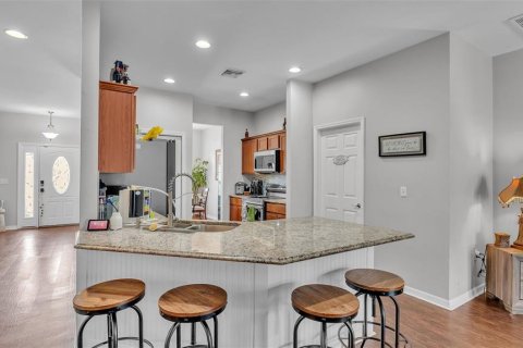 House in Winter Haven, Florida 4 bedrooms, 192.03 sq.m. № 1832823 - photo 6