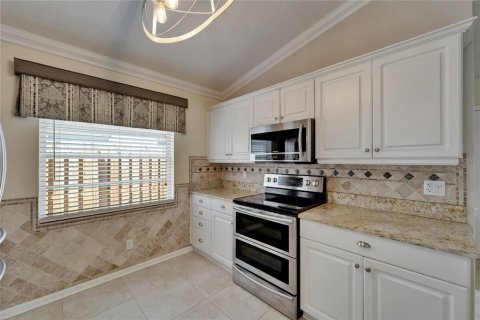 House in Brandon, Florida 3 bedrooms, 179.58 sq.m. № 1658918 - photo 22