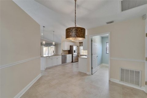 House in Brandon, Florida 3 bedrooms, 179.58 sq.m. № 1658918 - photo 27