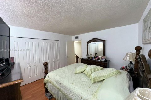 Condominio en venta en Miami, Florida, 2 dormitorios, 103.49 m2 № 1689168 - foto 22