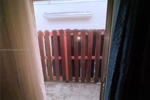 Condominio en venta en Miami, Florida, 2 dormitorios, 103.49 m2 № 1689168 - foto 21