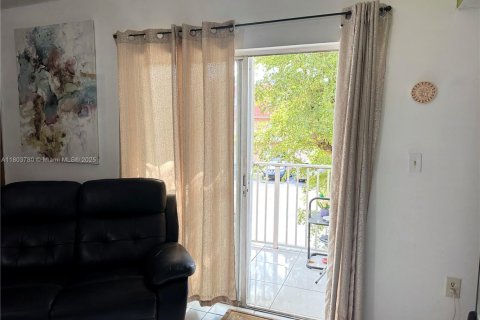Condominio en venta en Miami, Florida, 2 dormitorios, 103.49 m2 № 1689168 - foto 6