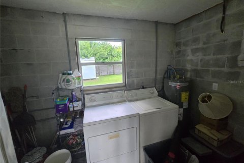 House in Punta Gorda, Florida 2 bedrooms, 75.81 sq.m. № 1900741 - photo 17