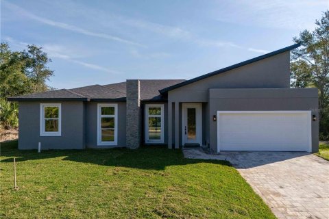 Villa ou maison à vendre à Port Charlotte, Floride: 4 chambres, 166.76 m2 № 2389366 - photo 2