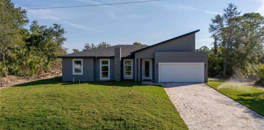 Villa ou maison à Port Charlotte, Floride 4 chambres, 166.76 m2 № 2389366
