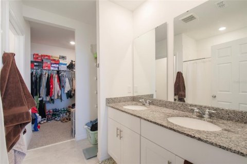 Villa ou maison à louer à Kissimmee, Floride: 4 chambres, 149.57 m2 № 2114483 - photo 17