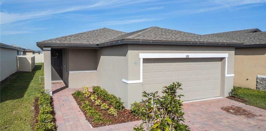 Villa ou maison à Kissimmee, Floride 4 chambres, 149.57 m2 № 2114483