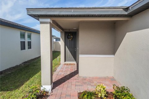 Villa ou maison à louer à Kissimmee, Floride: 4 chambres, 149.57 m2 № 2114483 - photo 3