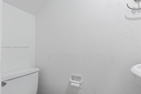 Condo in Boca Raton, Florida, 2 bedrooms  № 2003083 - photo 23