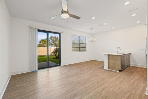 Adosado en alquiler en Lakewood Ranch, Florida, 2 dormitorios, 128.48 m2 № 2149765 - foto 13
