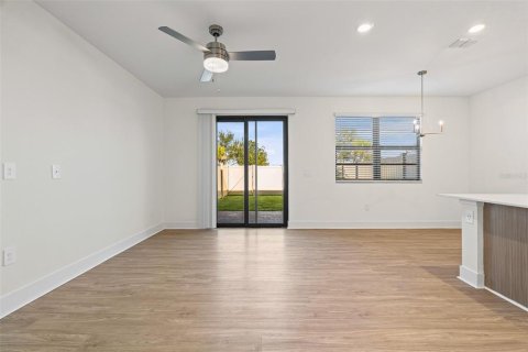 Adosado en alquiler en Lakewood Ranch, Florida, 2 dormitorios, 128.48 m2 № 2149765 - foto 8