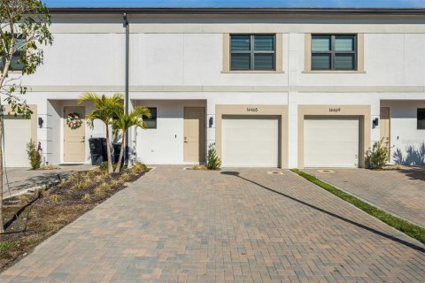 Adosado en Lakewood Ranch, Florida 2 dormitorios, 128.48 m2 № 2149765