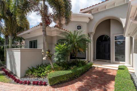 Casa en venta en Plantation, Florida, 5 dormitorios, 398.74 m2 № 2076596 - foto 6