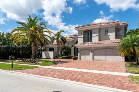 Casa en Plantation, Florida 5 dormitorios, 398.74 m2 № 2076596