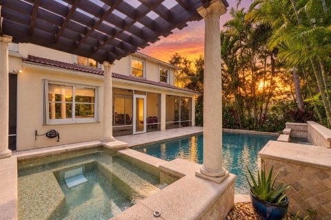 Villa ou maison à vendre à Coconut Creek, Floride: 5 chambres, 292.64 m2 № 2394750 - photo 4