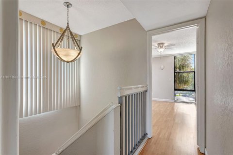 Condo in Davie, Florida, 2 bedrooms  № 1819805 - photo 21