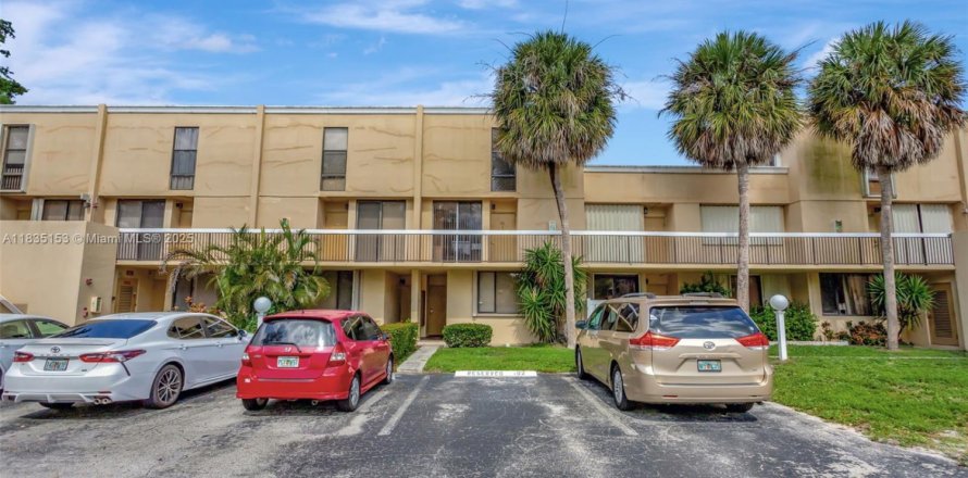 Condo in Davie, Florida, 2 bedrooms  № 1819805