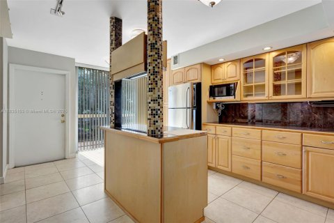 Condo in Davie, Florida, 2 bedrooms  № 1819805 - photo 10