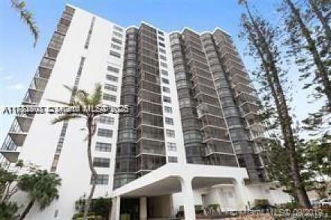 Copropriété à vendre à Aventura, Floride: 1 chambre, 84.82 m2 № 1862703 - photo 1