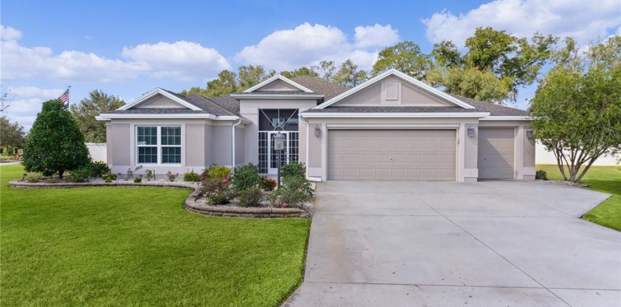 Casa en The Villages, Florida 4 dormitorios, 262.73 m2 № 1767622