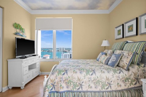 Condo in Clearwater, Florida, 3 bedrooms  № 1048684 - photo 19