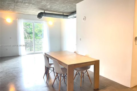 Купить кондоминиум в Майами, Флорида 2 спальни, 98.48м2, № 1995655 - фото 20