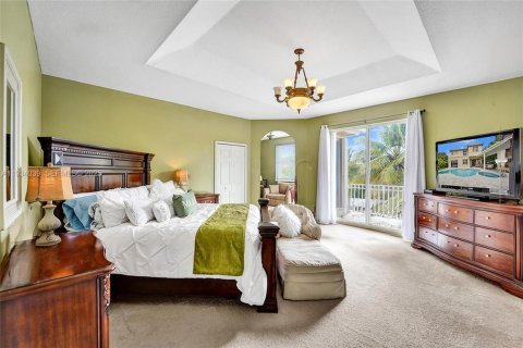 Casa en venta en Miramar, Florida, 5 dormitorios, 290.13 m2 № 1993740 - foto 13