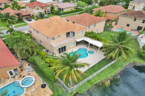 Casa en venta en Miramar, Florida, 5 dormitorios, 290.13 m2 № 1993740 - foto 8