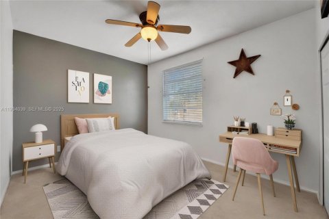 Casa en venta en Miramar, Florida, 5 dormitorios, 290.13 m2 № 1993740 - foto 20