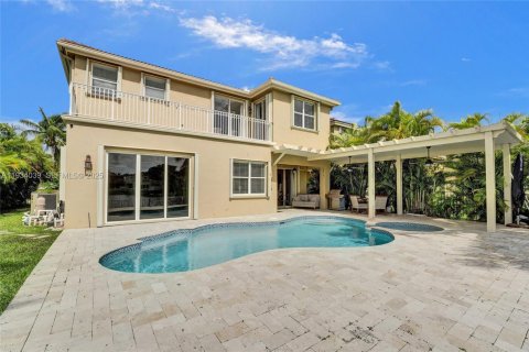 Casa en venta en Miramar, Florida, 5 dormitorios, 290.13 m2 № 1993740 - foto 25