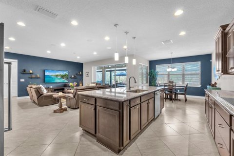 House in Riverview, Florida 4 bedrooms, 426.98 sq.m. № 2094252 - photo 13