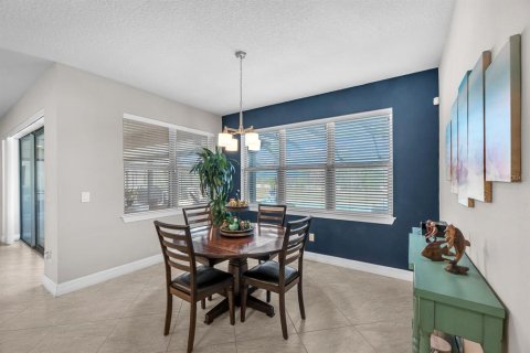 House in Riverview, Florida 4 bedrooms, 426.98 sq.m. № 2094252 - photo 15