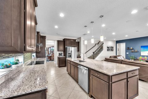House in Riverview, Florida 4 bedrooms, 426.98 sq.m. № 2094252 - photo 10