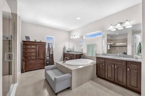 House in Riverview, Florida 4 bedrooms, 426.98 sq.m. № 2094252 - photo 27