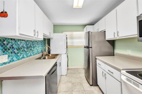 Copropriété à vendre à Punta Gorda, Floride: 2 chambres, 100.06 m2 № 1640601 - photo 14