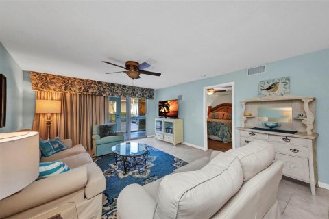 Copropriété à vendre à Punta Gorda, Floride: 2 chambres, 100.06 m2 № 1640601 - photo 5