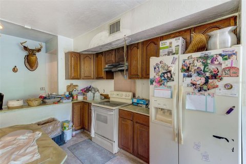 House in Palmetto, Florida 4 bedrooms, 192.49 sq.m. № 1558821 - photo 11