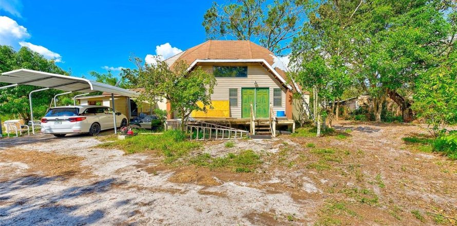 House in Palmetto, Florida 4 bedrooms, 192.49 sq.m. № 1558821