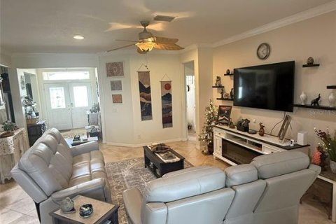 Casa en venta en Summerfield, Florida, 3 dormitorios, 209.77 m2 № 1626769 - foto 6