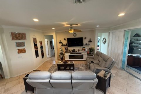 Casa en venta en Summerfield, Florida, 3 dormitorios, 209.77 m2 № 1626769 - foto 5