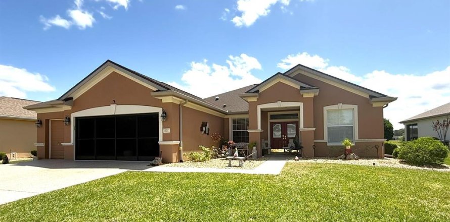 Casa en Summerfield, Florida 3 dormitorios, 209.77 m2 № 1626769