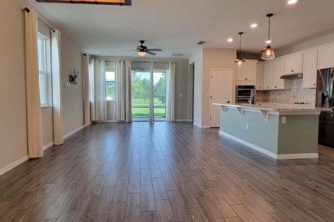 House in Port St. Lucie, Florida 3 bedrooms, 176.51 sq.m. № 2082937 - photo 2